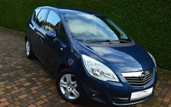 Opel Meriva cena 26600 przebieg: 131000, rok produkcji 2011 z Trzciel małe 704